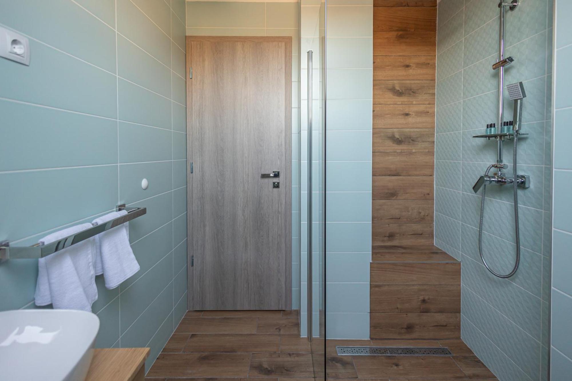 Happy Home Apartman Мишкольц Экстерьер фото
