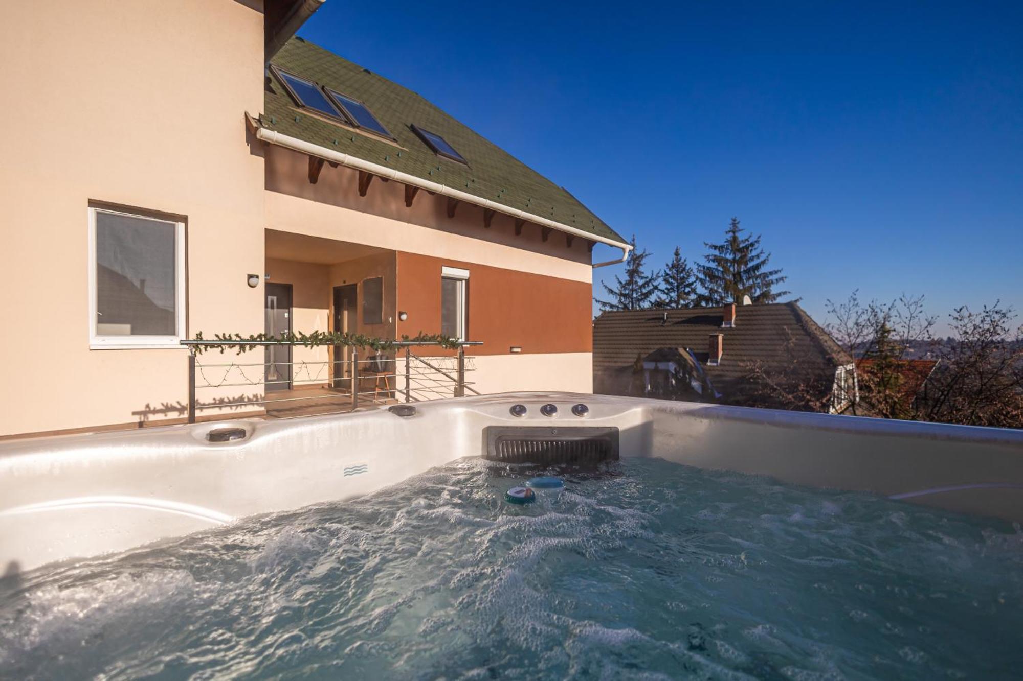 Happy Home Apartman Мишкольц Экстерьер фото