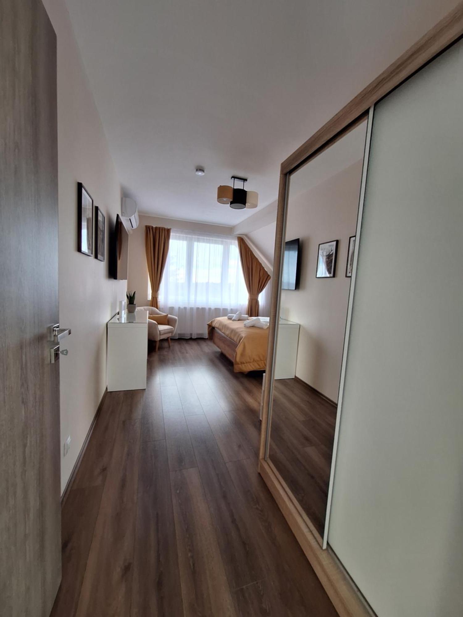 Happy Home Apartman Мишкольц Экстерьер фото