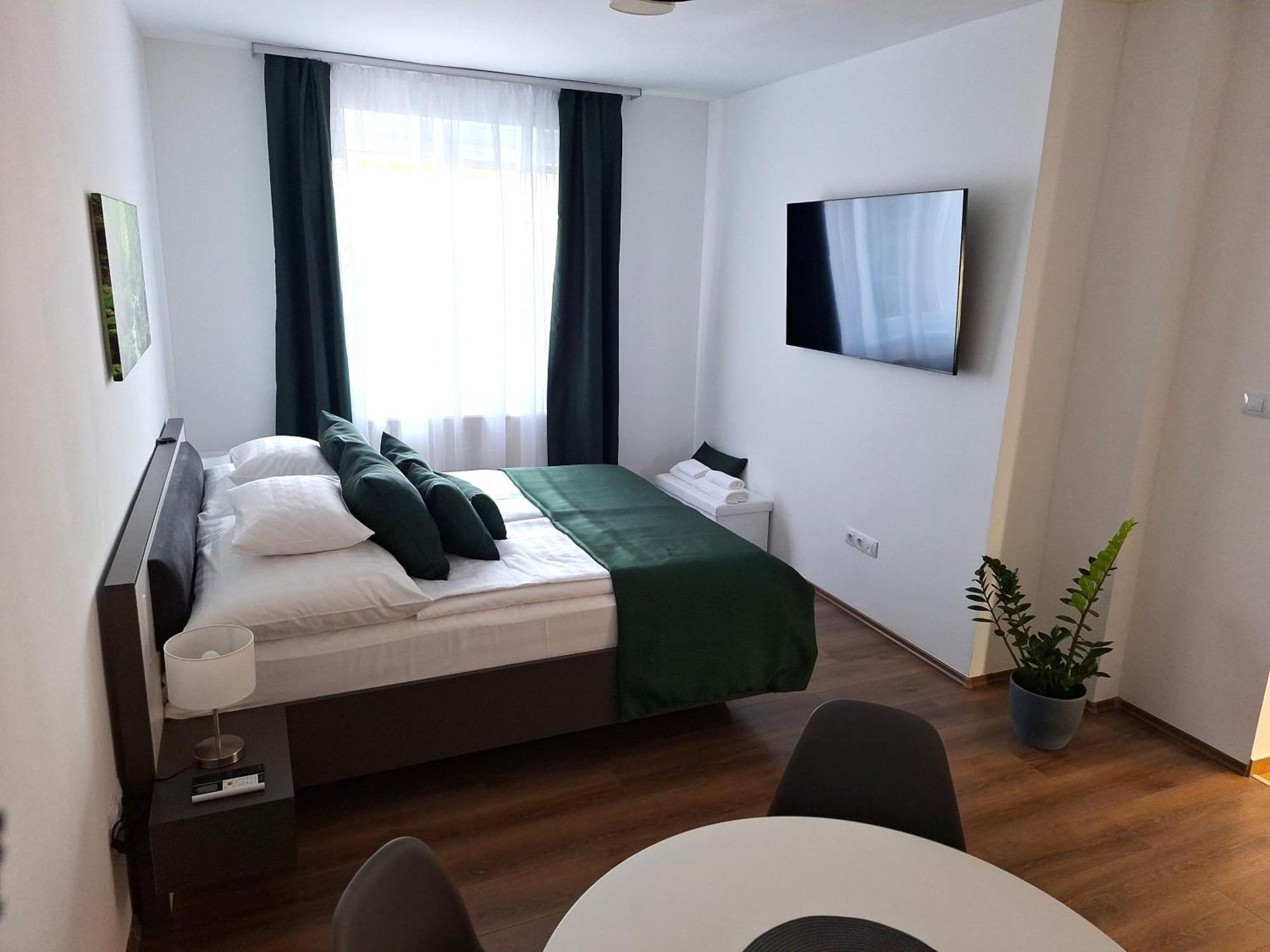 Happy Home Apartman Мишкольц Экстерьер фото